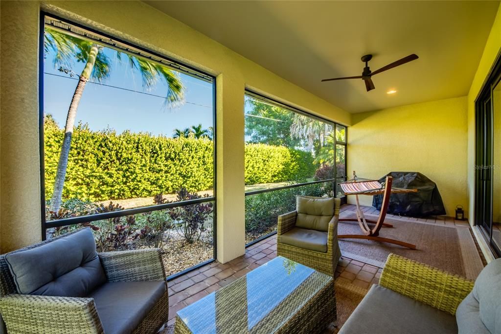 En Venta: $635,000 (3 camas, 2 baños, 1998 Pies cuadrados)