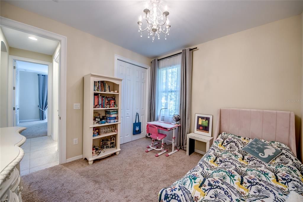 На продажу: $635,000 (3 спален, 2 ванн, 1998 Квадратных фут)