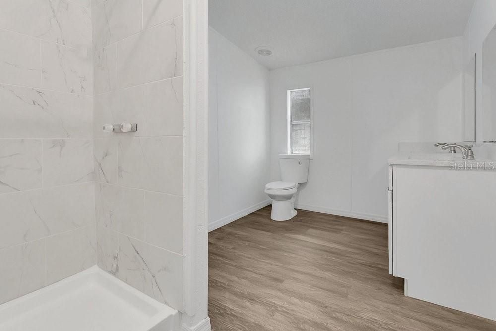 For Sale: $189,000 (4 beds, 2 baths, 1560 Square Feet)