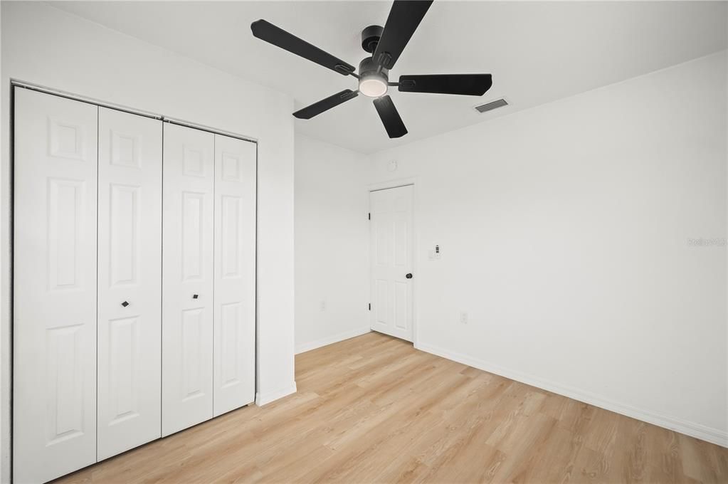 For Sale: $197,000 (3 beds, 2 baths, 1183 Square Feet)