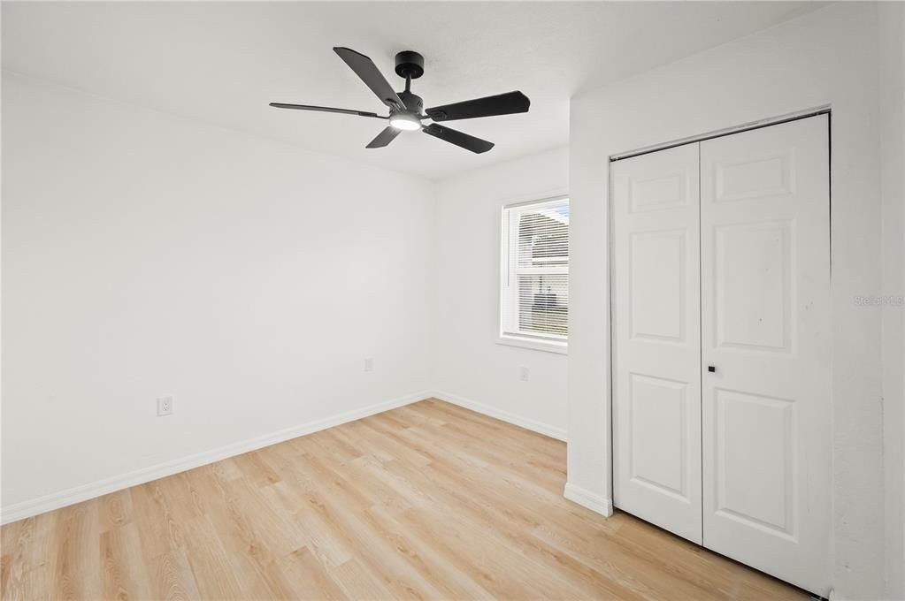 For Sale: $197,000 (3 beds, 2 baths, 1183 Square Feet)