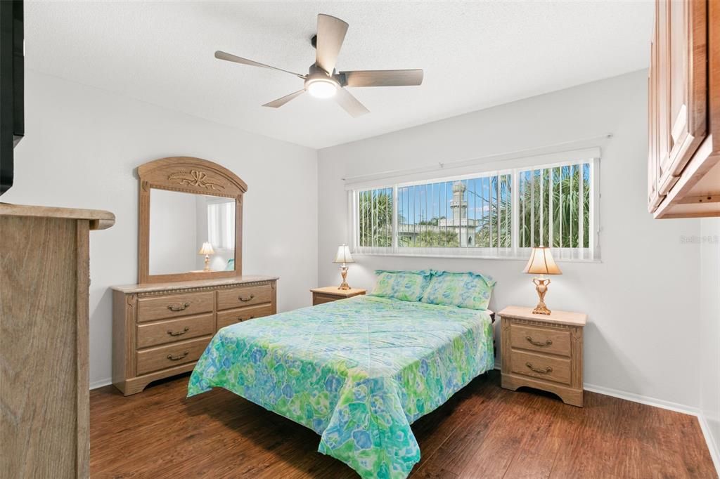 For Rent: $1,700 (2 beds, 2 baths, 1400 Square Feet)