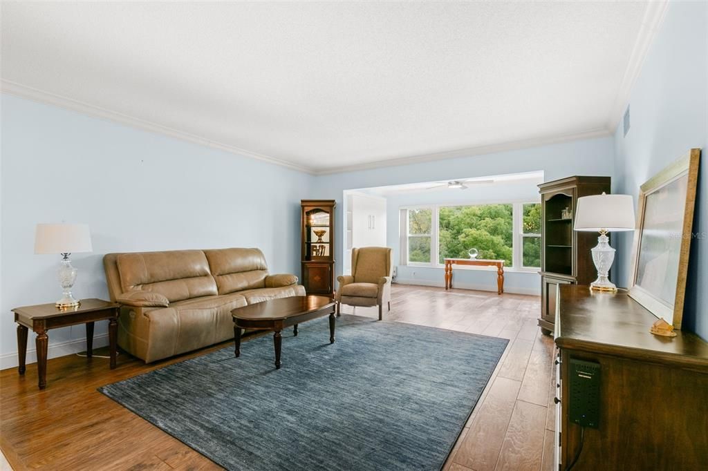 For Rent: $1,700 (2 beds, 2 baths, 1400 Square Feet)