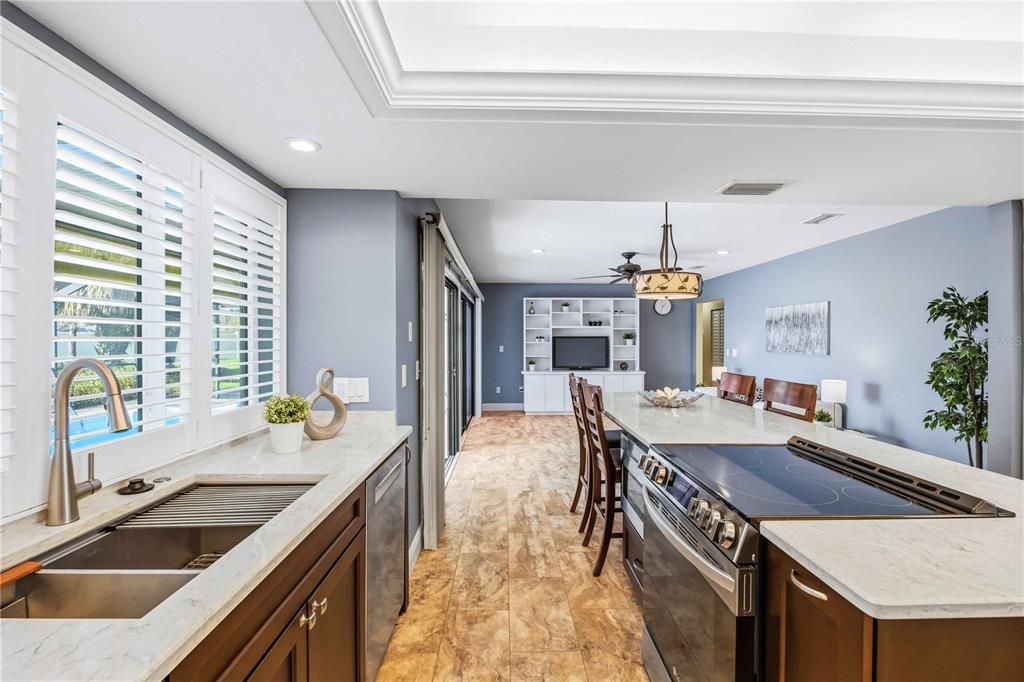 En Venta: $425,000 (3 camas, 2 baños, 1786 Pies cuadrados)