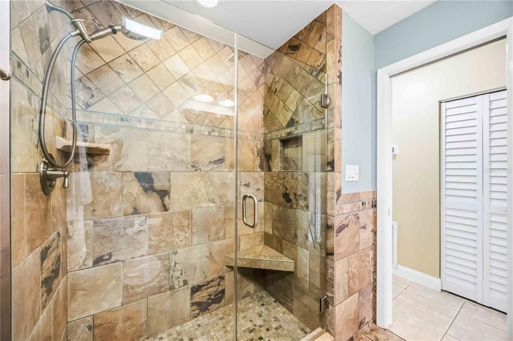 En Venta: $425,000 (3 camas, 2 baños, 1786 Pies cuadrados)