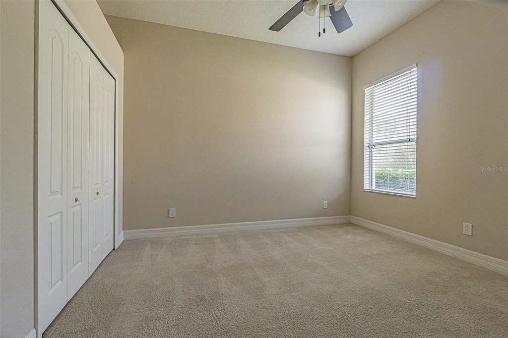 出租: $3,000 (4 贝兹, 2 浴室, 2367 平方英尺)