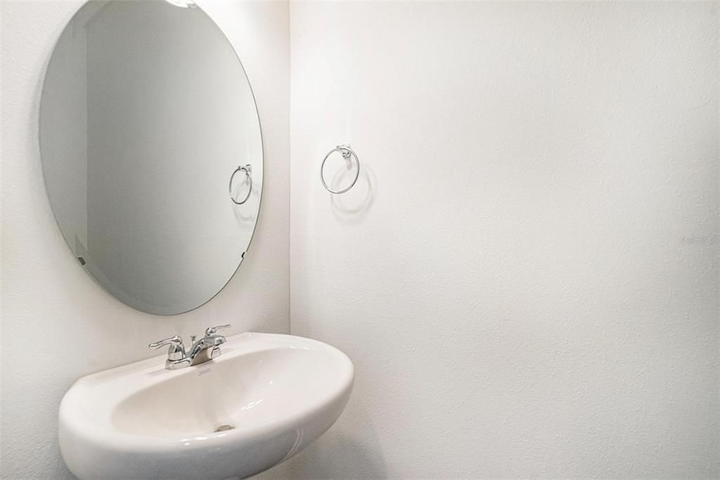 На продажу: $350,000 (3 спален, 2 ванн, 1659 Квадратных фут)