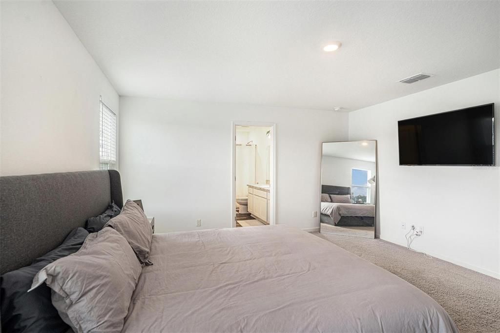 На продажу: $350,000 (3 спален, 2 ванн, 1659 Квадратных фут)