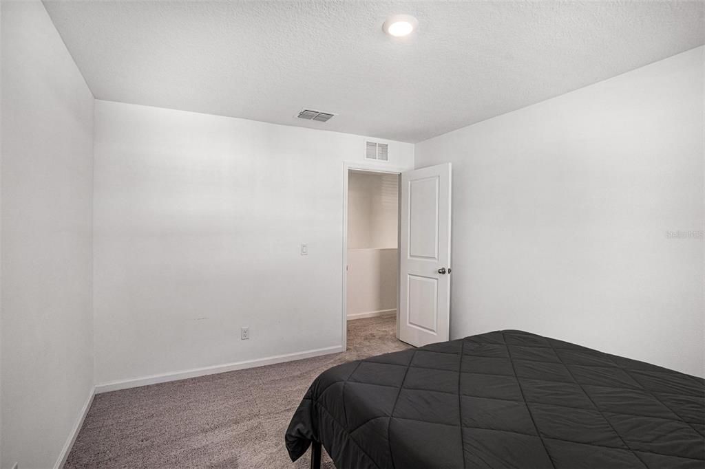 На продажу: $350,000 (3 спален, 2 ванн, 1659 Квадратных фут)