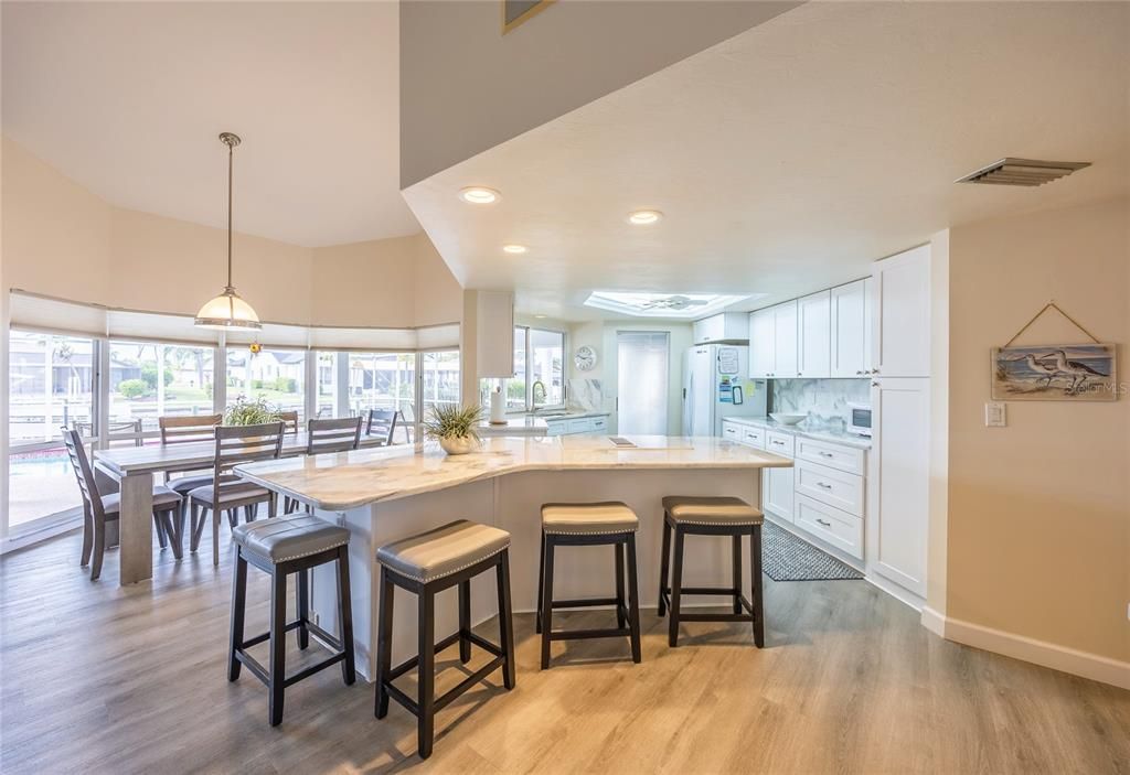 En Venta: $805,000 (3 camas, 2 baños, 2104 Pies cuadrados)