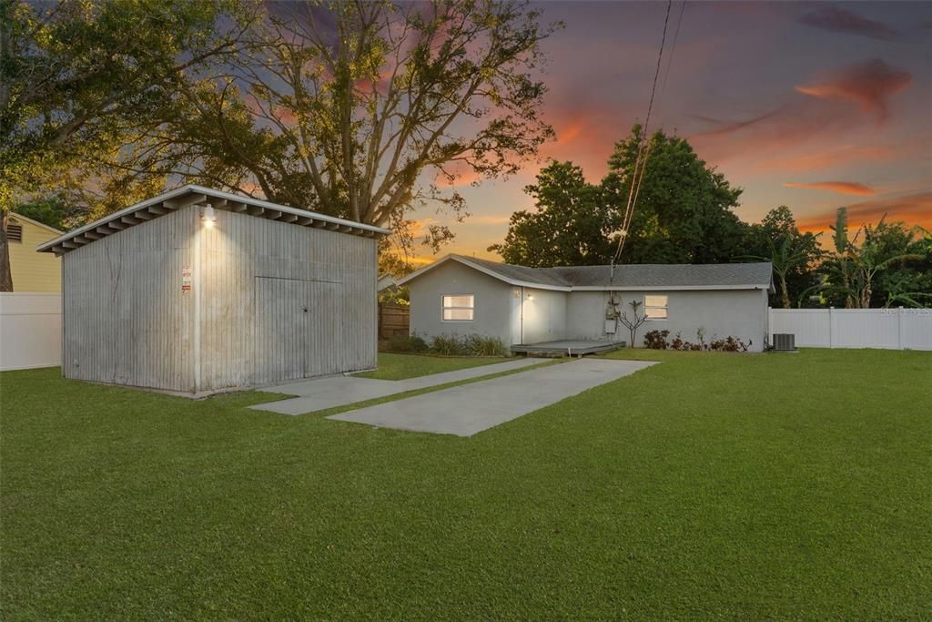 待售: $325,000 (3 贝兹, 2 浴室, 1088 平方英尺)