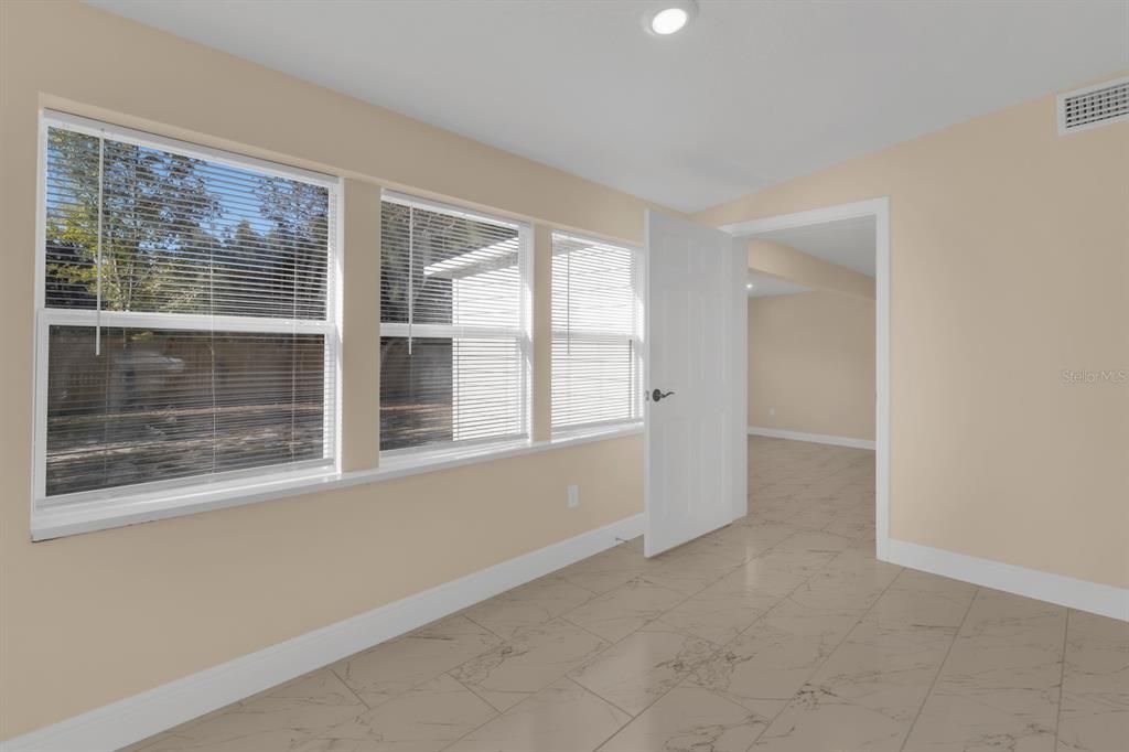 For Sale: $344,900 (4 beds, 2 baths, 1838 Square Feet)