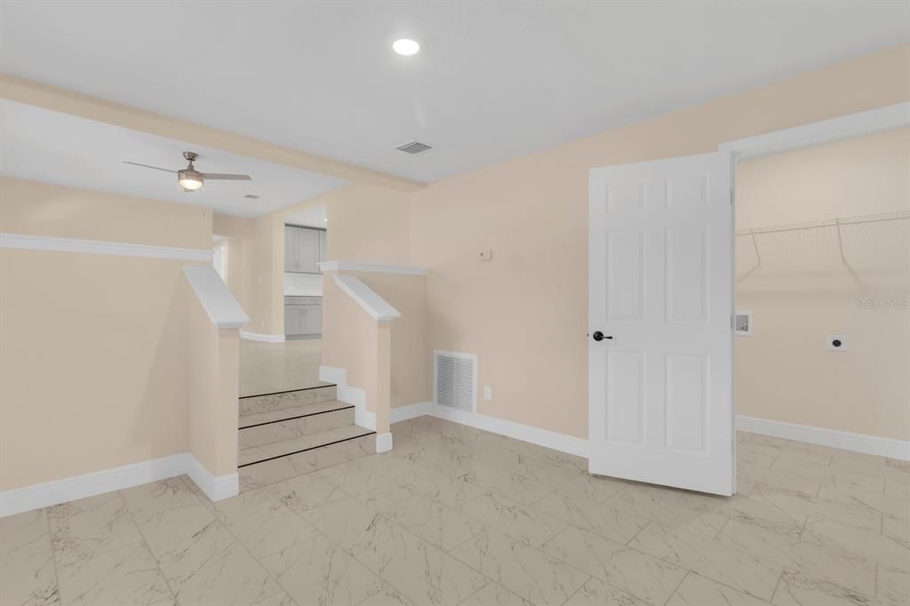 For Sale: $344,900 (4 beds, 2 baths, 1838 Square Feet)