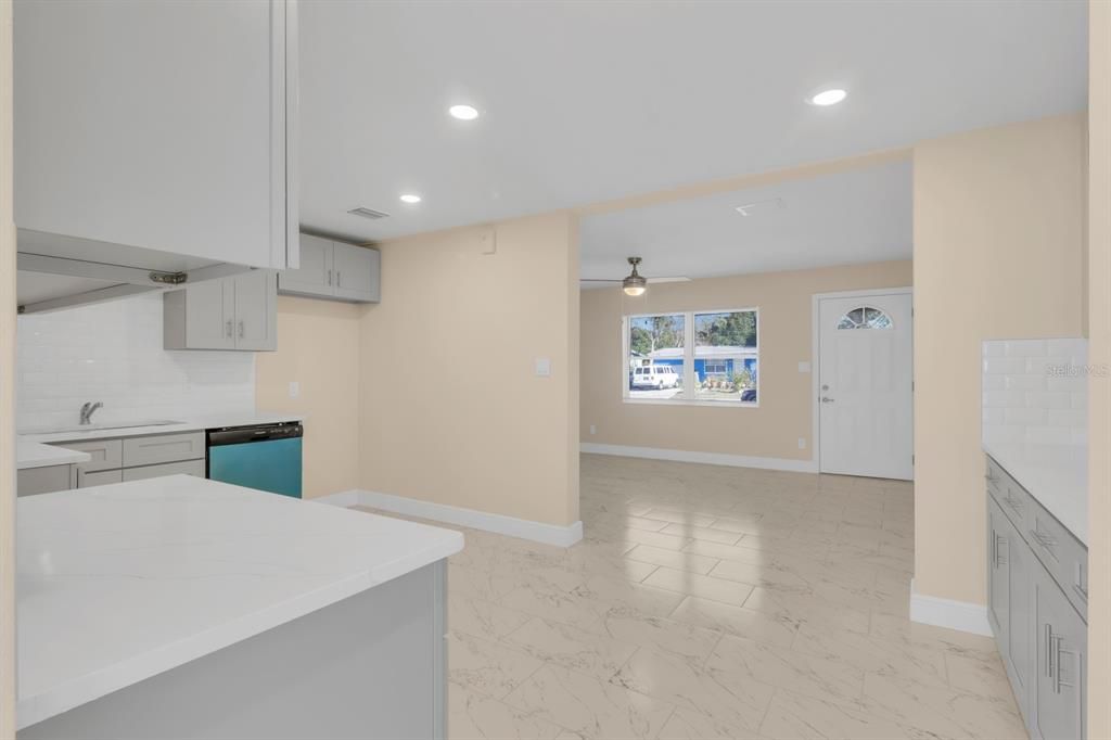 For Sale: $344,900 (4 beds, 2 baths, 1838 Square Feet)