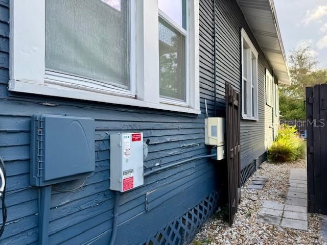 For Rent: $1,400 (1 beds, 1 baths, 425 Square Feet)