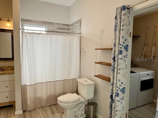 For Rent: $1,400 (1 beds, 1 baths, 425 Square Feet)