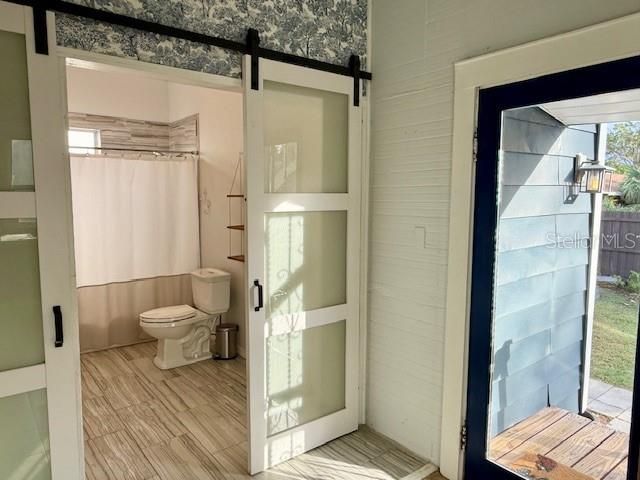 For Rent: $1,400 (1 beds, 1 baths, 425 Square Feet)