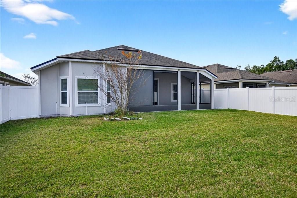 待售: $375,000 (3 贝兹, 3 浴室, 2041 平方英尺)