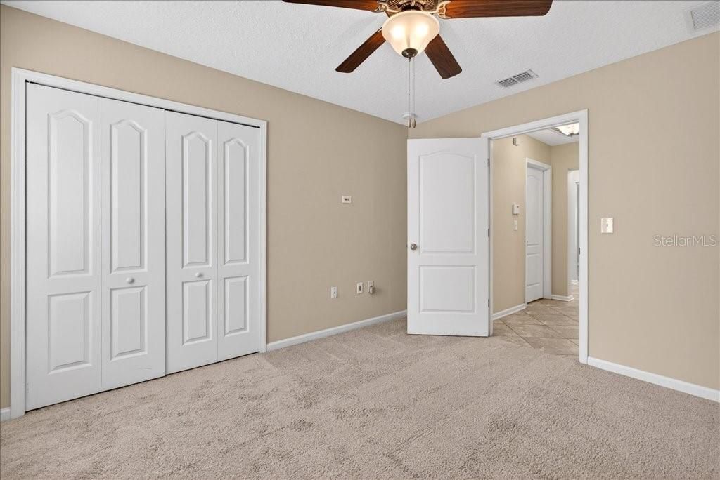 待售: $375,000 (3 贝兹, 3 浴室, 2041 平方英尺)