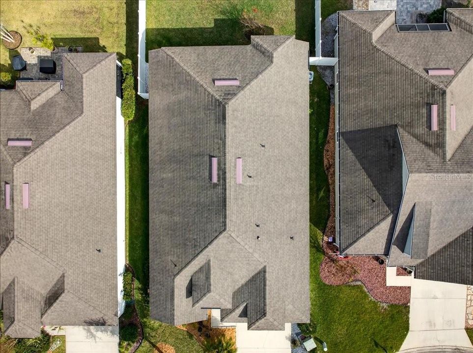 待售: $375,000 (3 贝兹, 3 浴室, 2041 平方英尺)