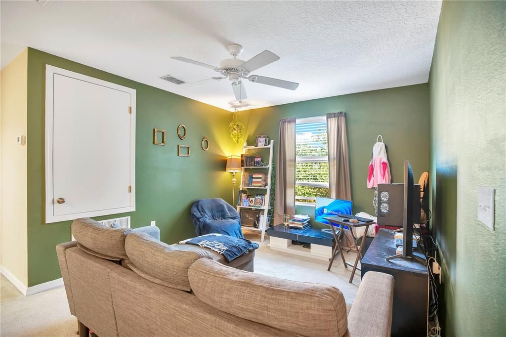 待售: $370,000 (3 贝兹, 3 浴室, 1846 平方英尺)