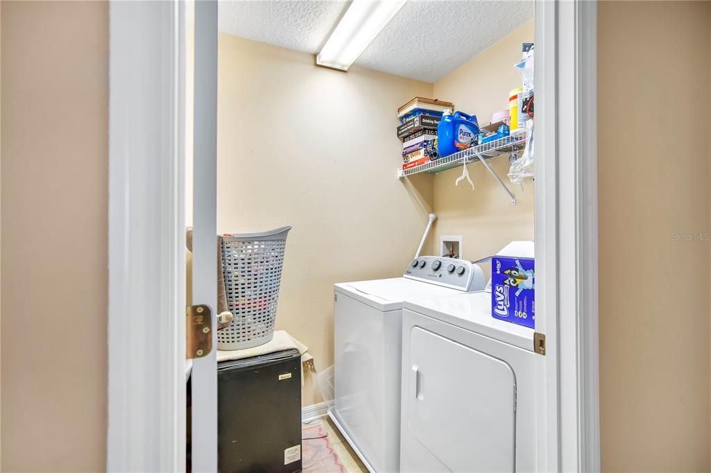 待售: $370,000 (3 贝兹, 3 浴室, 1846 平方英尺)