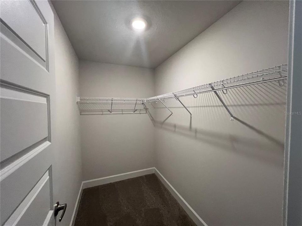 En Venta: $312,500 (4 camas, 2 baños, 1635 Pies cuadrados)