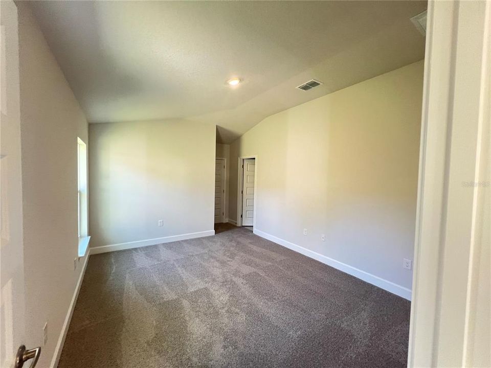 En Venta: $312,500 (4 camas, 2 baños, 1635 Pies cuadrados)