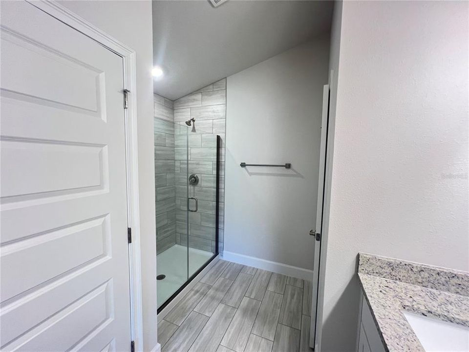 En Venta: $312,500 (4 camas, 2 baños, 1635 Pies cuadrados)