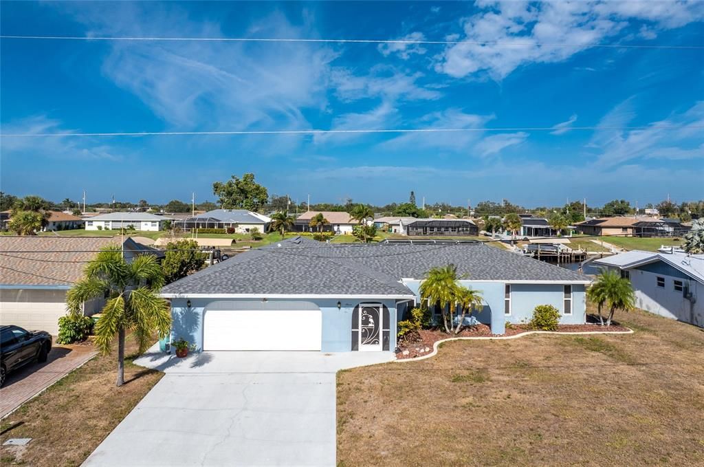 For Sale: $549,900 (4 beds, 2 baths, 2232 Square Feet)