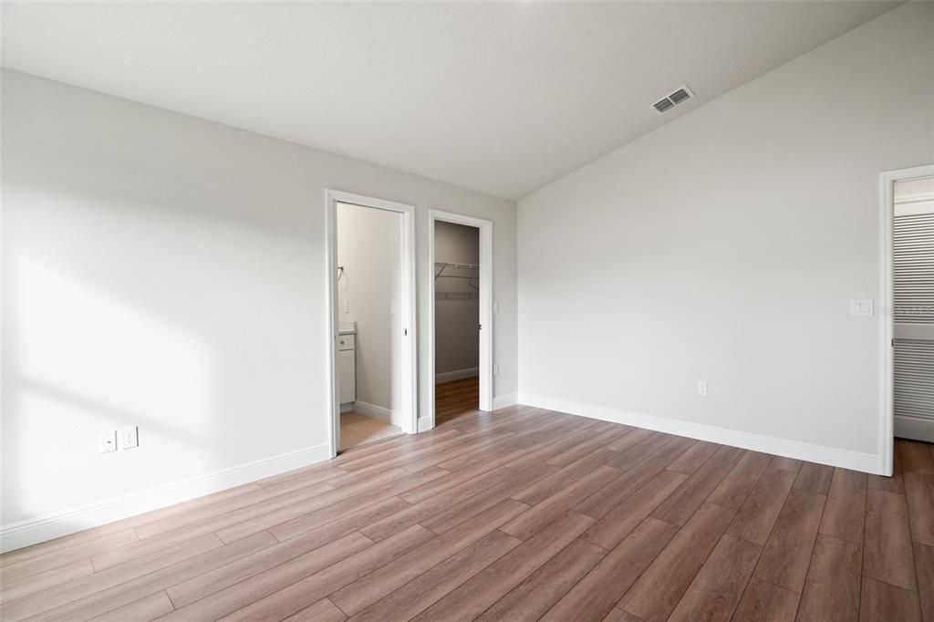 На продажу: $269,900 (3 спален, 2 ванн, 1453 Квадратных фут)