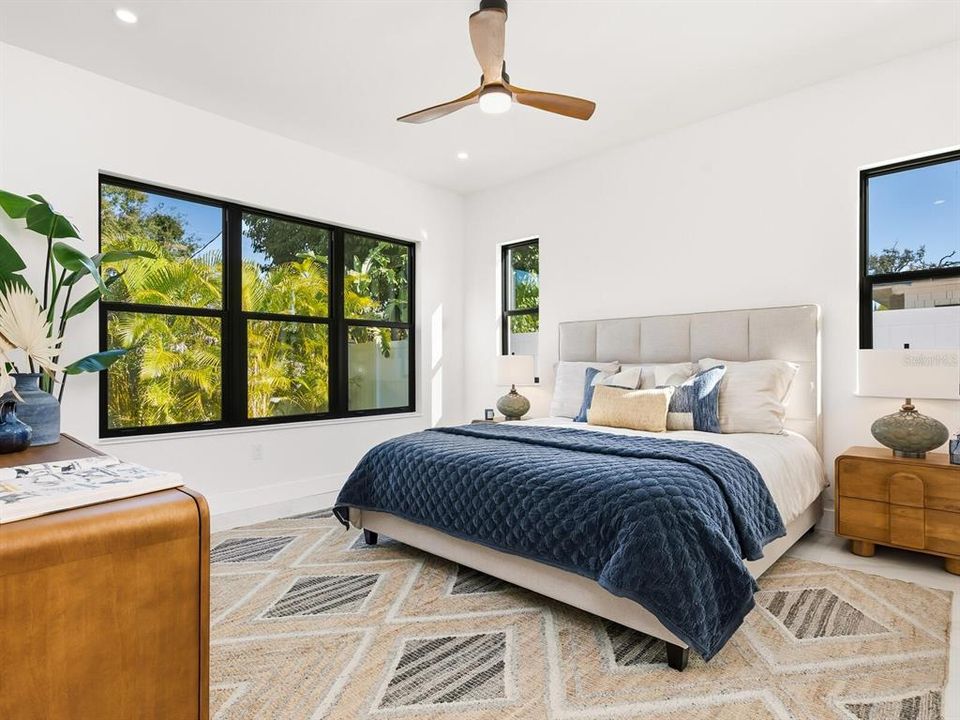 For Sale: $1,999,000 (4 beds, 3 baths, 2708 Square Feet)