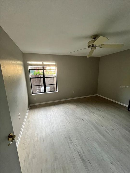 For Sale: $144,900 (1 beds, 1 baths, 767 Square Feet)