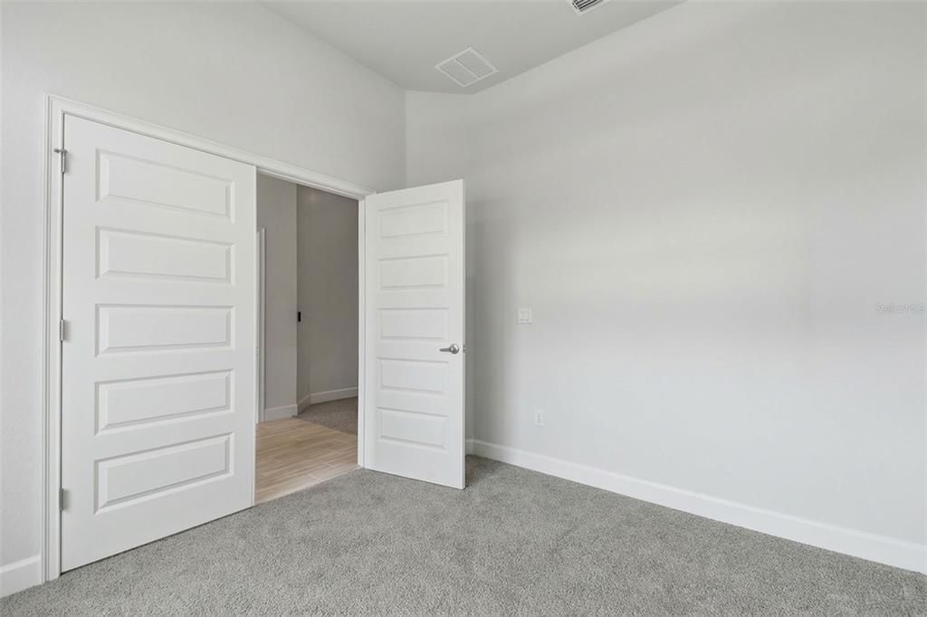 На продажу: $410,000 (4 спален, 2 ванн, 2169 Квадратных фут)