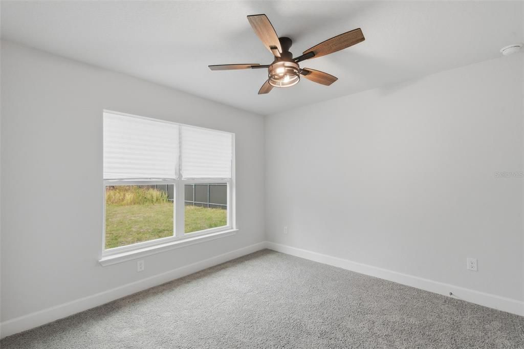 На продажу: $410,000 (4 спален, 2 ванн, 2169 Квадратных фут)