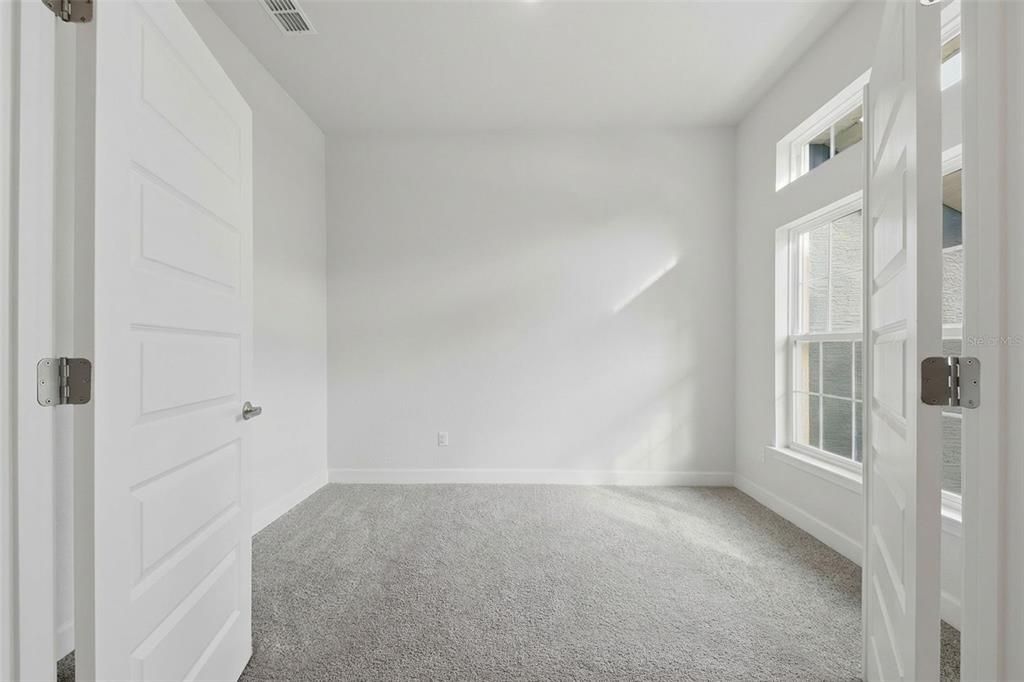 На продажу: $410,000 (4 спален, 2 ванн, 2169 Квадратных фут)