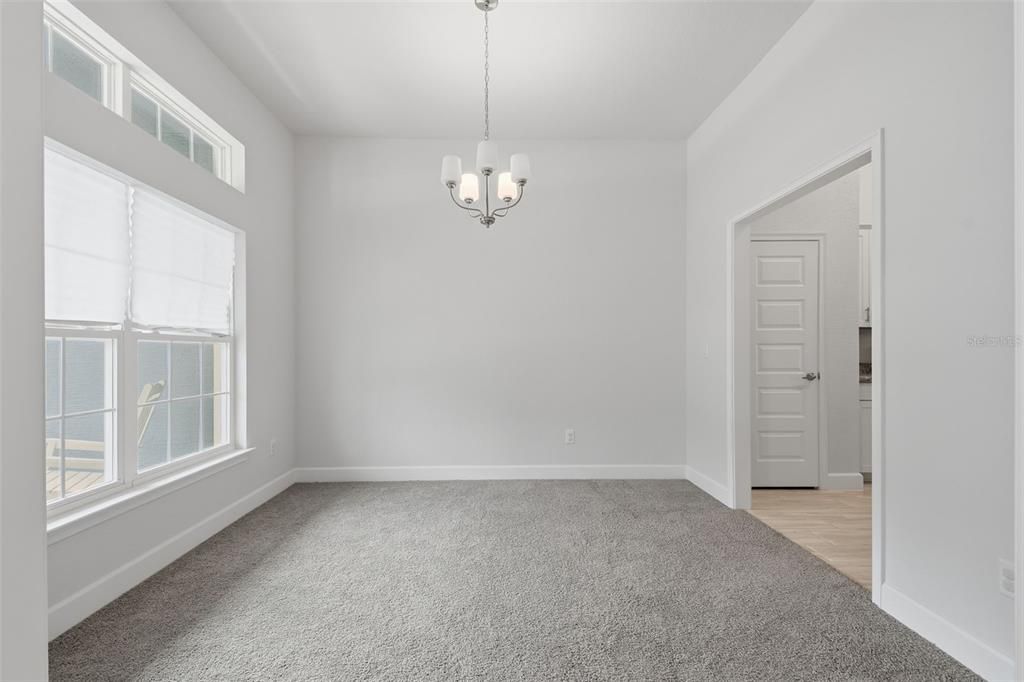 На продажу: $410,000 (4 спален, 2 ванн, 2169 Квадратных фут)