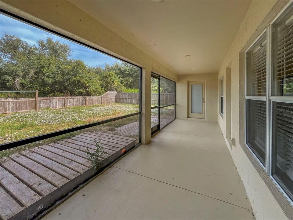 En Renta: $2,395 (4 camas, 2 baños, 2219 Pies cuadrados)