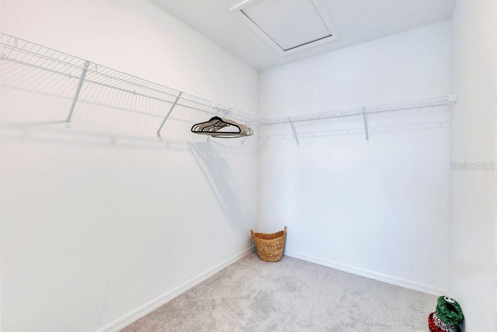 For Rent: $2,350 (3 beds, 2 baths, 1616 Square Feet)