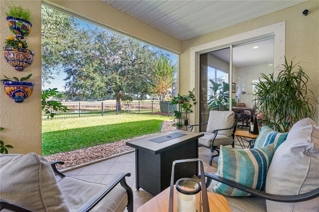 На продажу: $437,500 (3 спален, 2 ванн, 2017 Квадратных фут)