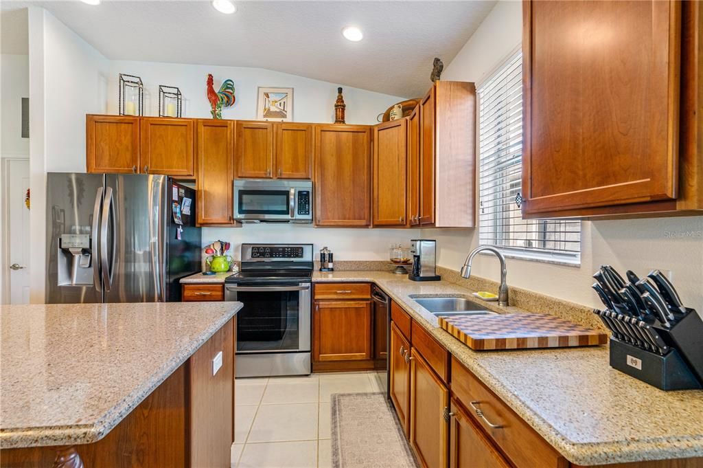 На продажу: $437,500 (3 спален, 2 ванн, 2017 Квадратных фут)