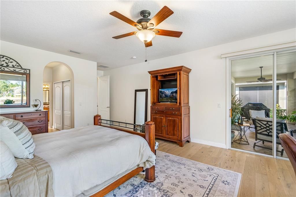 На продажу: $437,500 (3 спален, 2 ванн, 2017 Квадратных фут)