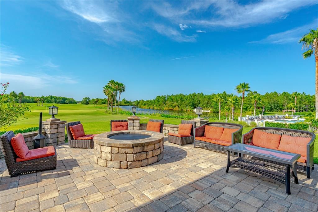 На продажу: $437,500 (3 спален, 2 ванн, 2017 Квадратных фут)