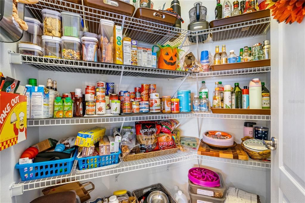 На продажу: $437,500 (3 спален, 2 ванн, 2017 Квадратных фут)