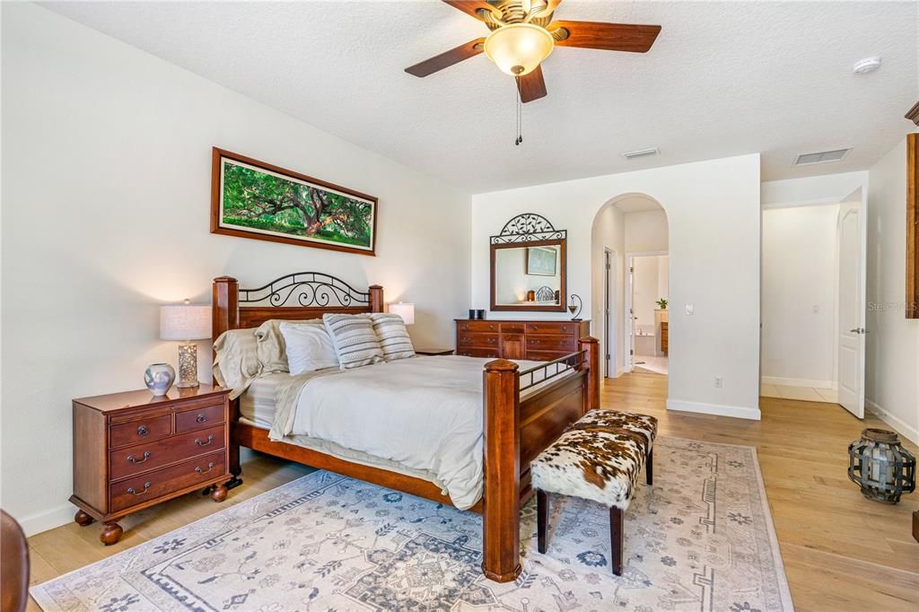 На продажу: $437,500 (3 спален, 2 ванн, 2017 Квадратных фут)