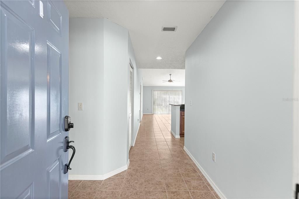 待售: $189,900 (2 贝兹, 2 浴室, 1078 平方英尺)