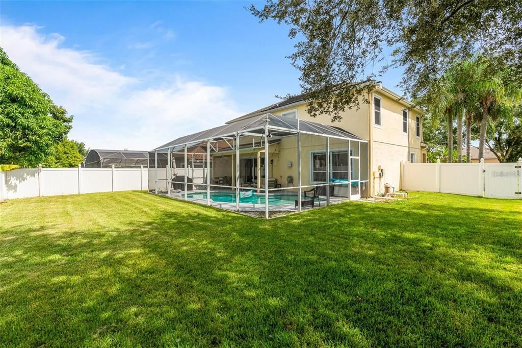 En Venta: $650,000 (5 camas, 2 baños, 2708 Pies cuadrados)