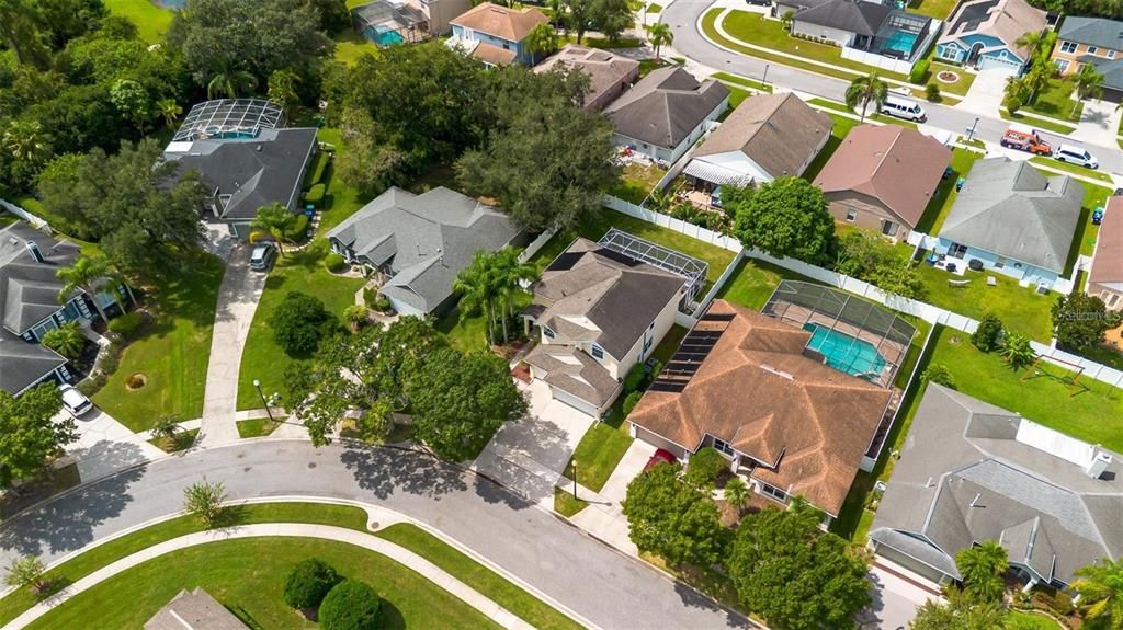 En Venta: $650,000 (5 camas, 2 baños, 2708 Pies cuadrados)