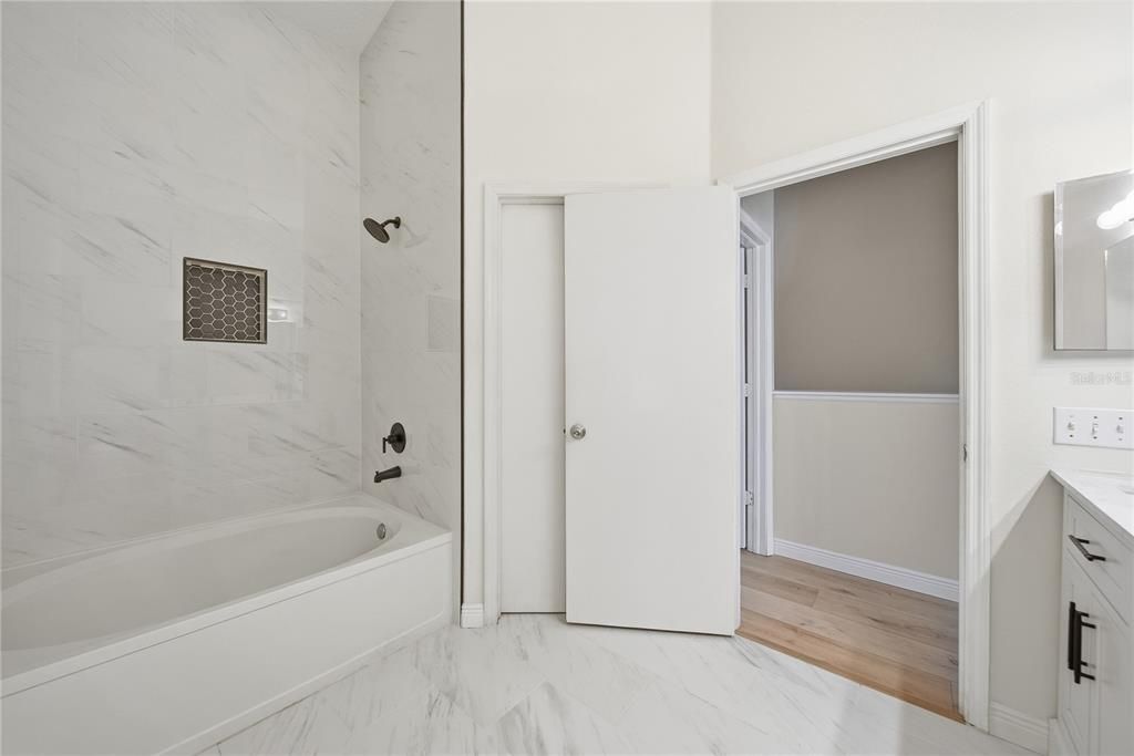 В аренду: $2,000 (2 спален, 1 ванн, 1152 Квадратных фут)