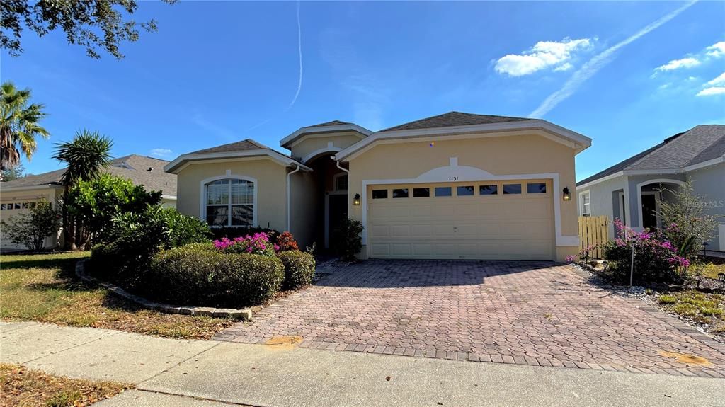 En Renta: $2,700 (4 camas, 3 baños, 1919 Pies cuadrados)